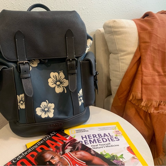 Coach hitch bag-pack in blue and white leather - Picture 2 of 5